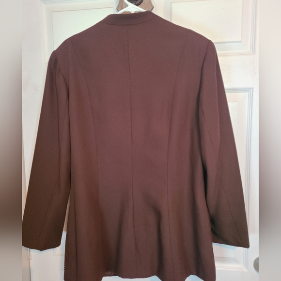 Stella Louise for KB Woman's Two Piece Suit, Size: Large Color: Brown - Picture 8 of 13